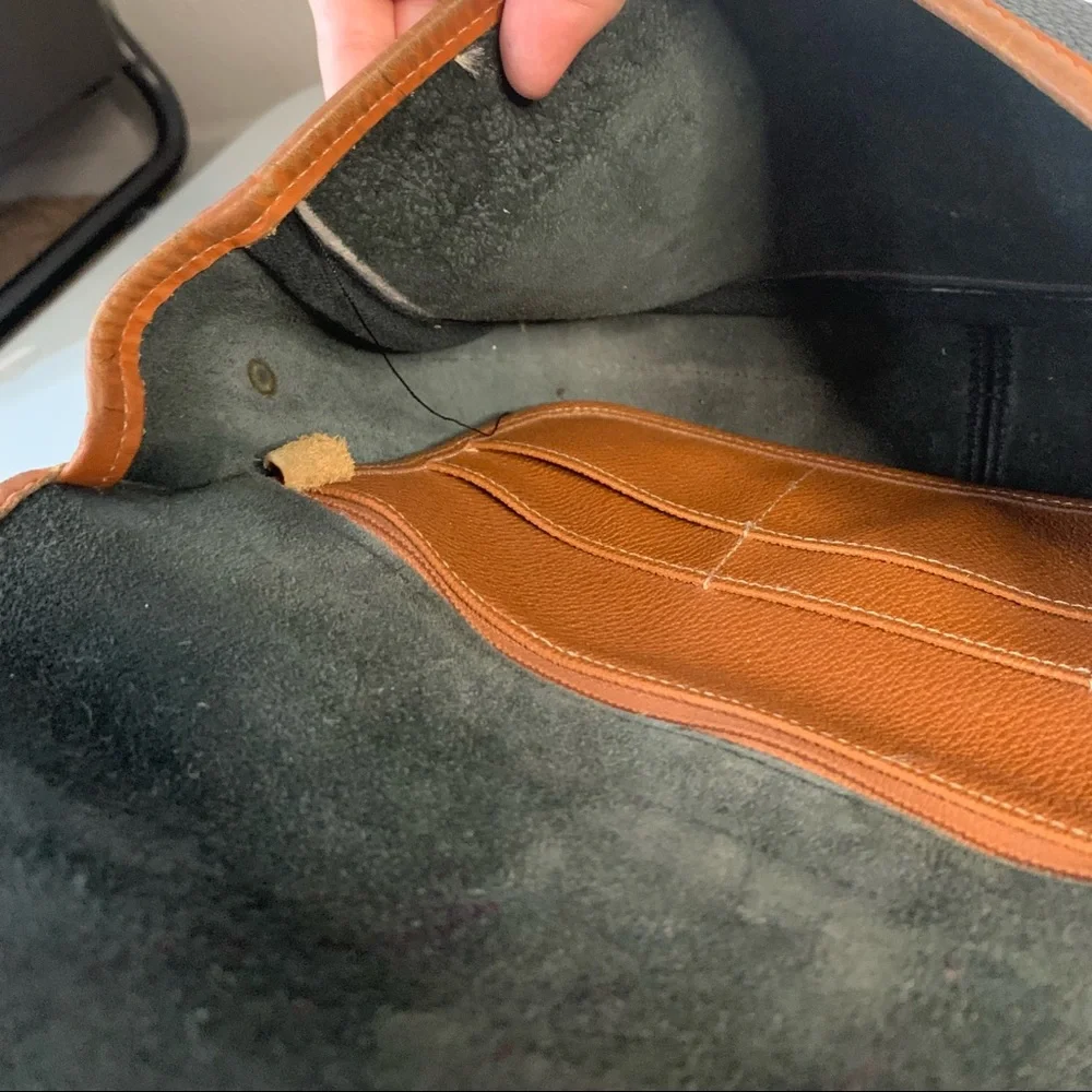 Dooney & Bourke Vintage All weather Leather Bag - Picture 15 of 15